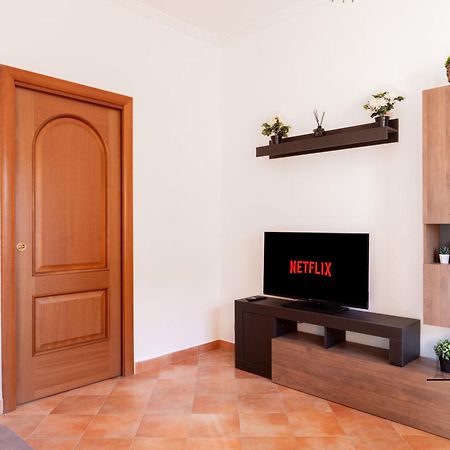Caput Mundi Rooms - 100Mt To Metro A, Terrace, A-C, 15 Min To Center Roma Dış mekan fotoğraf
