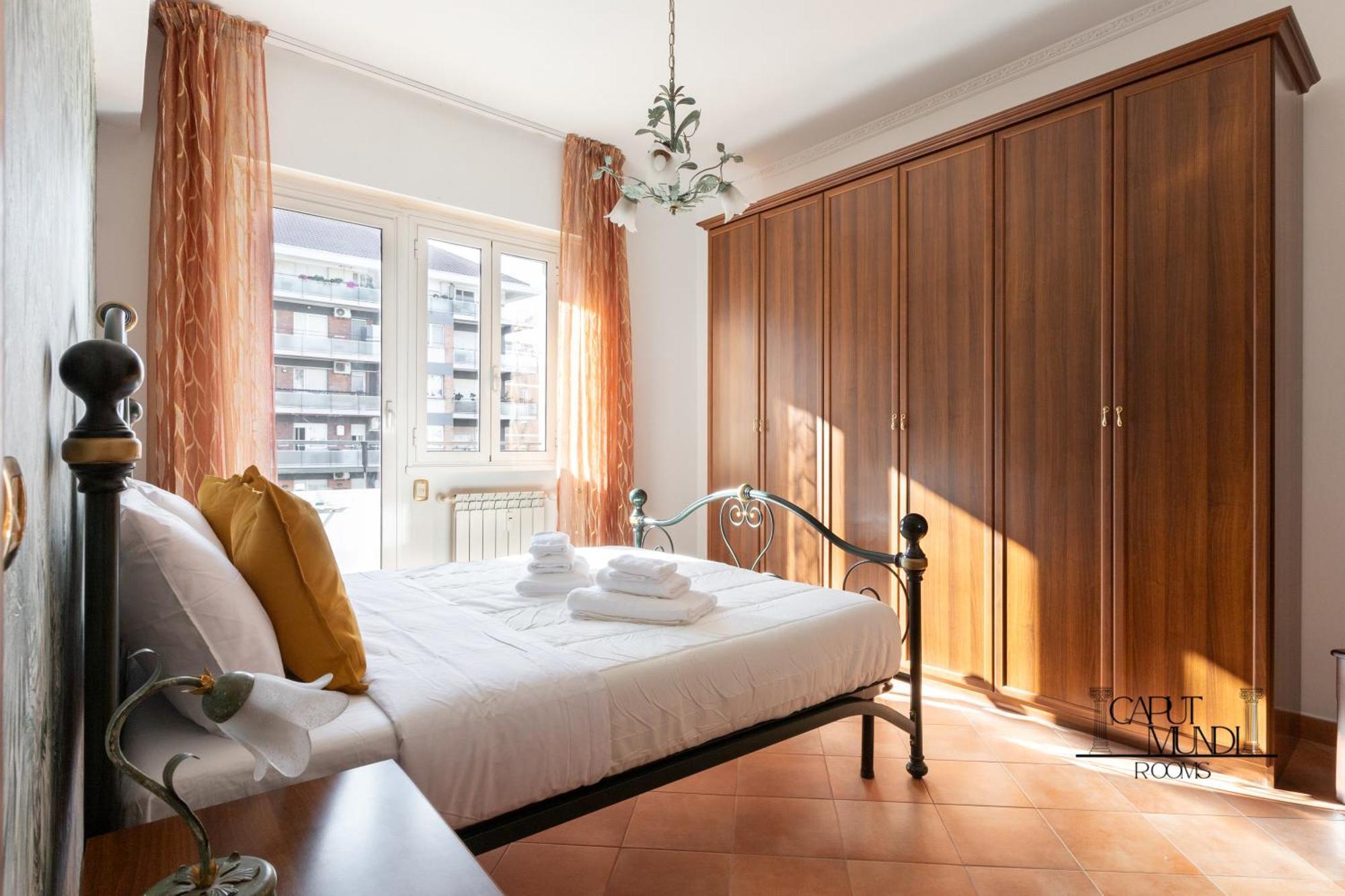 Caput Mundi Rooms - 100Mt To Metro A, Terrace, A-C, 15 Min To Center Roma Dış mekan fotoğraf